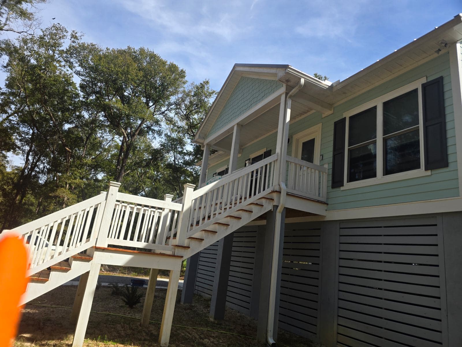 Gallery photos for House Cleaning and Gutter Maintenance on Edisto Island: Image #1